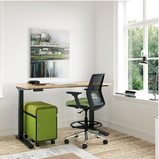 AMQ Height Adjustable Computer Table Personalize Your office
